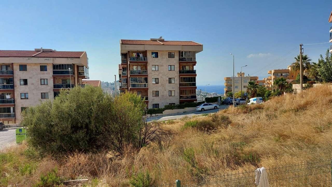 Kusadasi Chamber of Commerce 3-1 Circle