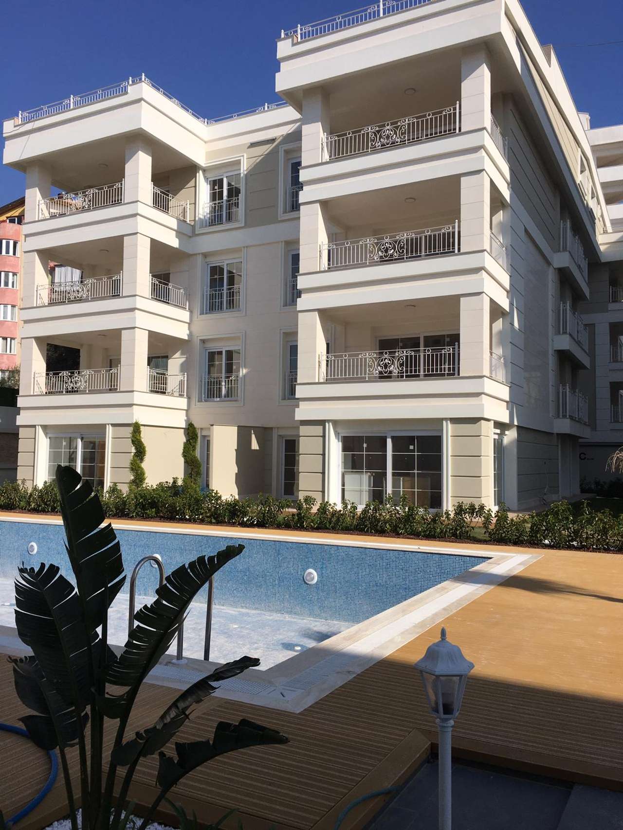 Luxury Residence Apartments in Kusadasi-Marina Region Turkmen Quarter